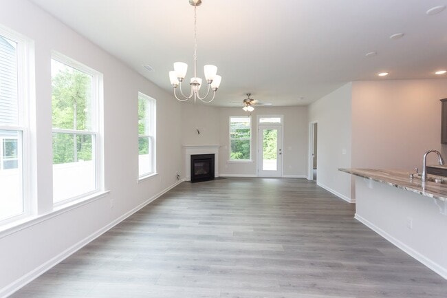 1310 Wykham Park Dr, Myrtle Beach, SC 29579 - photo 4