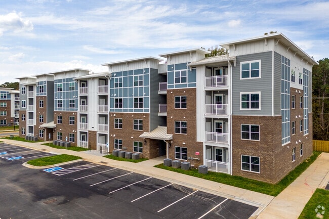 Albemarle Landing, Charlotte, NC 28212 - photo 2