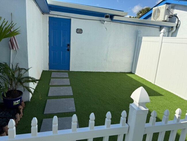 13115 3rd St E unit 1C, Madeira Beach, FL 33708 - photo 6