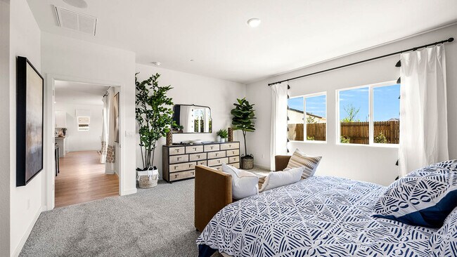 4148 Haleakala Ave, Redding, CA 96001 - photo 5