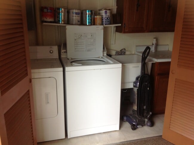 250 Chapel Rd unit 3, Wheeling, WV 26003 - photo 7