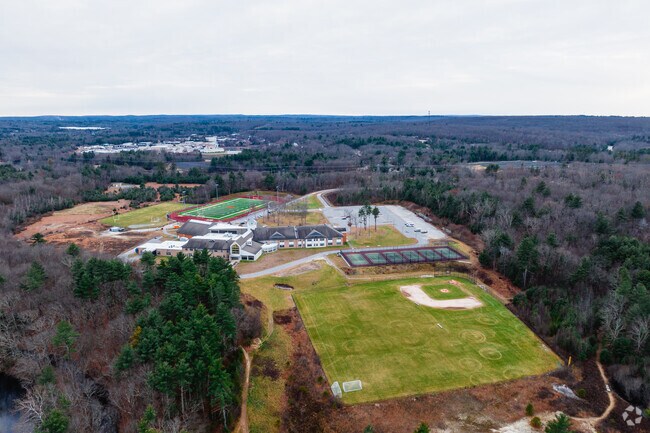 Uxbridge Middle School provides a well-rounded education and promotes academic excellence.