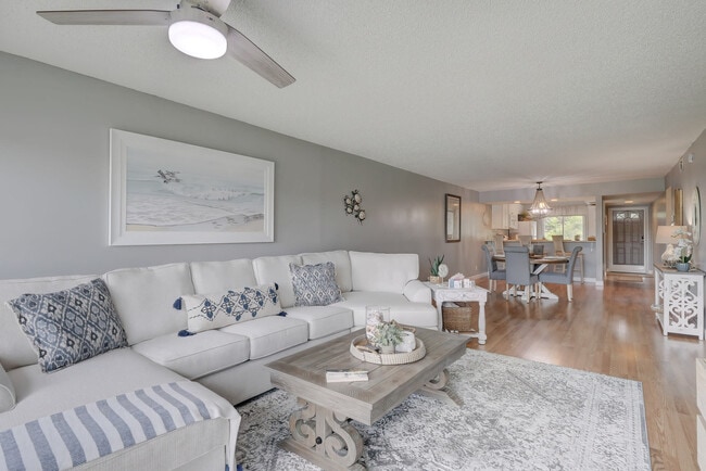 154 Palm Dr unit FL2-ID1049699P, Naples, FL 34112 - photo 4