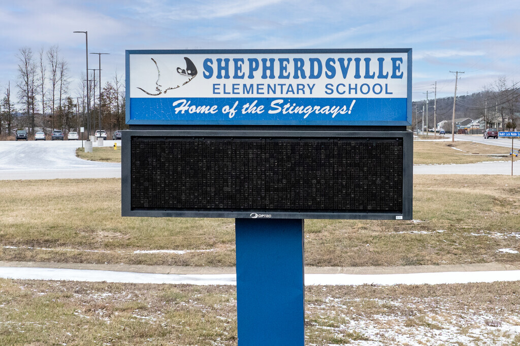 Shepherdsville Elementary School is a public school located in SHEPHERDSVILLE, KY.