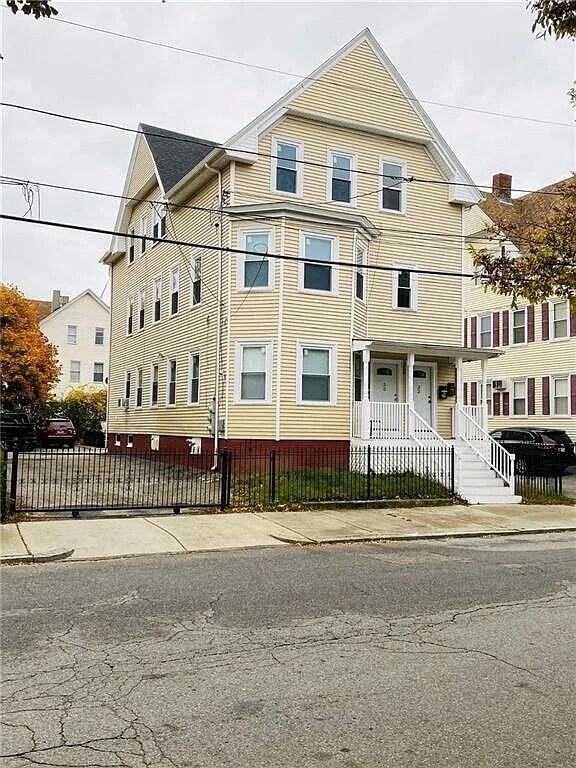32 Goddard St Unit 3rd Floor, Providence, RI 02908
