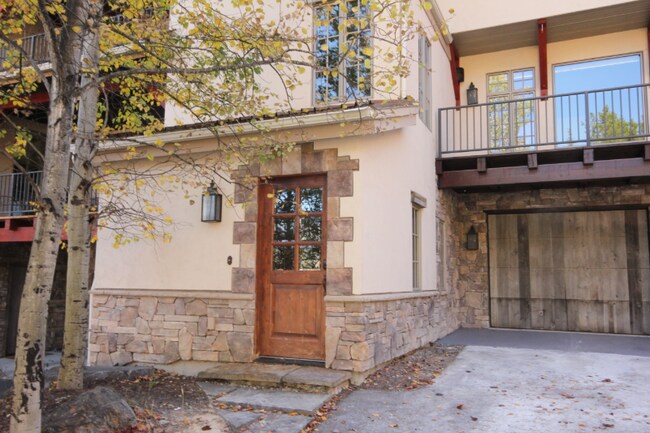 1141 Meadowlark Ln, Whitefish, MT 59937 - photo 2