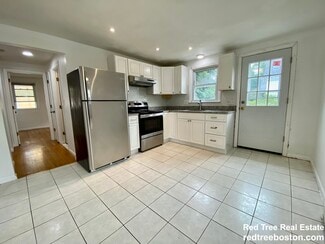 95 Metropolitan Ave Unit 2, Boston, MA 02131