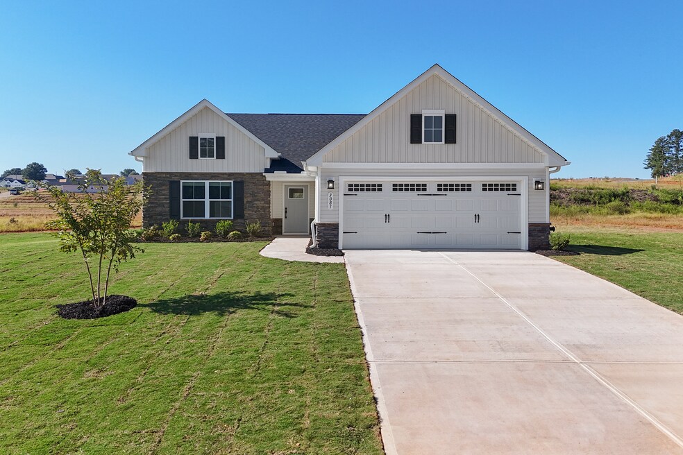 3081 Stonemill Trail, Boiling Springs, SC 29316 - photo 1