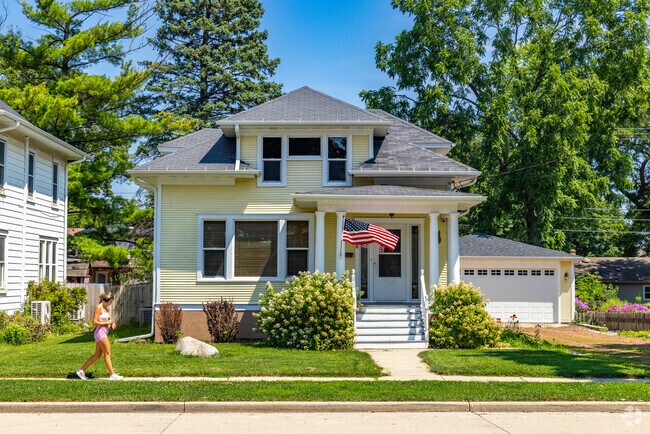Union Grove residents enjoy quiet walks through tree-lined residential streets.
