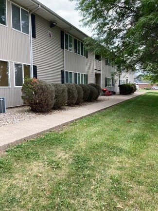 615 S Harvey Dr, Greentown, IN 46936