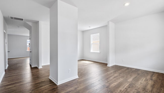 1609 Yarrow Ln, Lyman, SC 29365 - photo 2