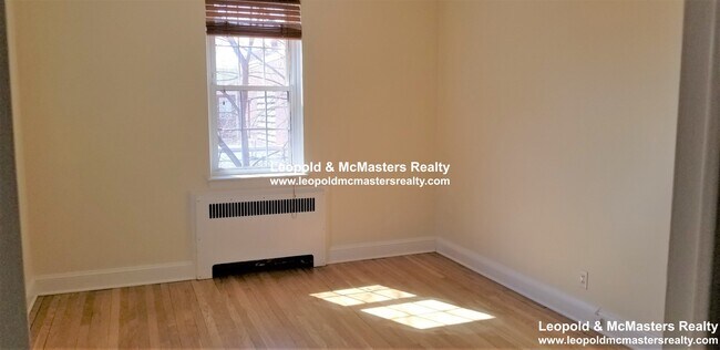 12 Ware St unit 33, Cambridge, MA 02138 - photo 5