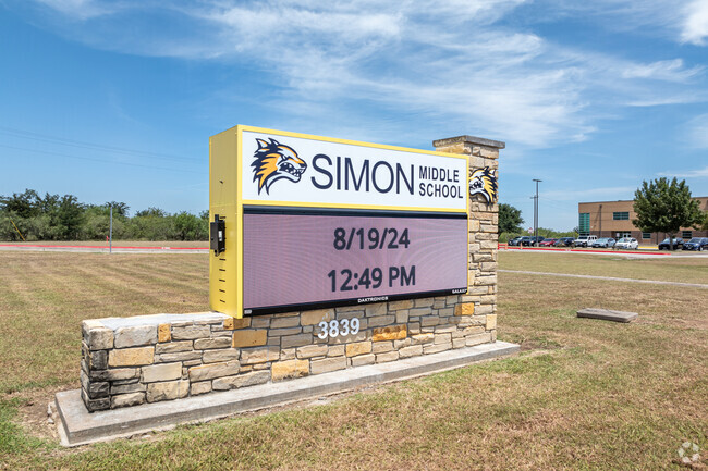 D J Red Simon Middle School is a public elementary school in the AISD.