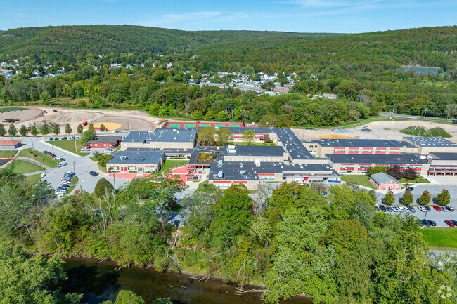 Port Jervis Middle School educates approximately a total of _ students in an academic year.