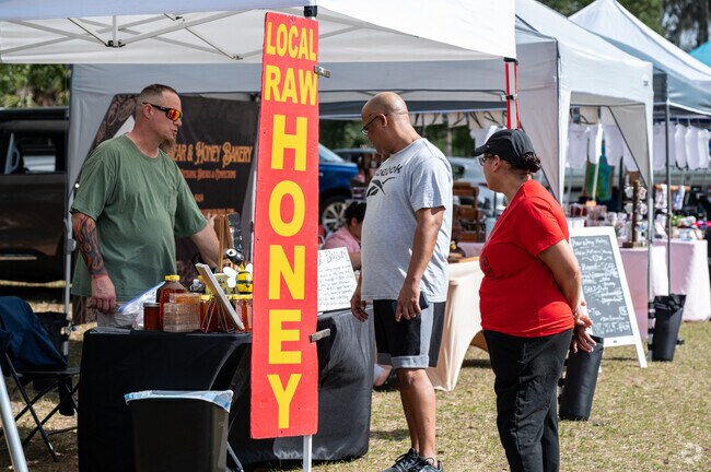 Nearby Plantation Estates, residents can shop the Manatee Market weekends at 1876 Heritage Inn.