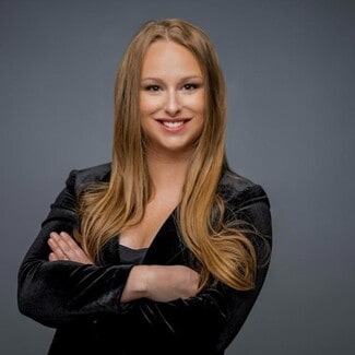 Jennifer Riches