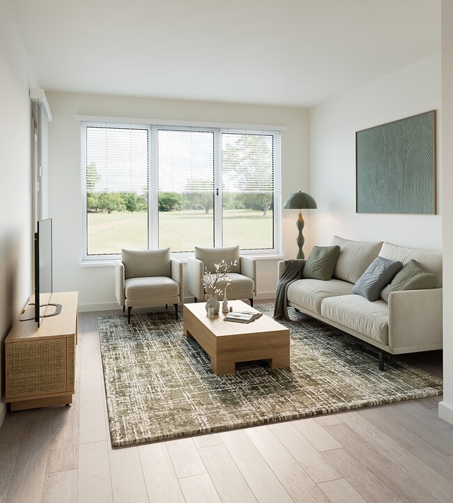 The Savoy at 301 Flats, Bradenton, FL 34203 - photo 2