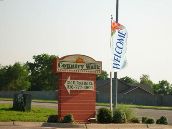 Country Walk Apartments + Townhomes, Mulvane, KS 67110 - photo 1