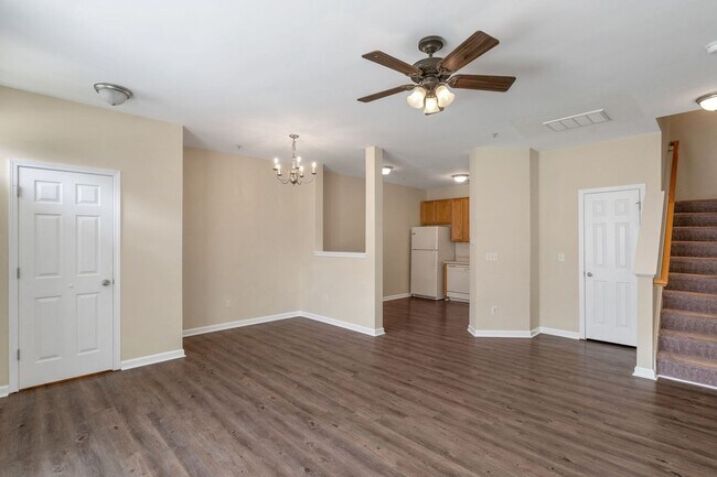 5110 Neuse Commons Ln, Raleigh, NC 27616 - photo 7