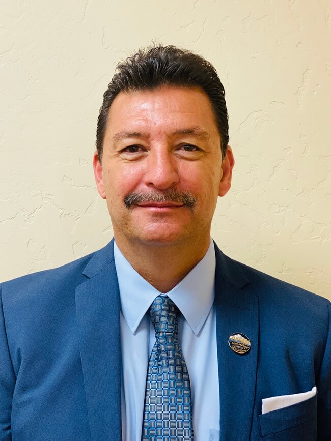 Agent Photo