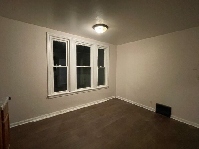 6121 12th Ave, Kenosha, WI 53143 - photo 6