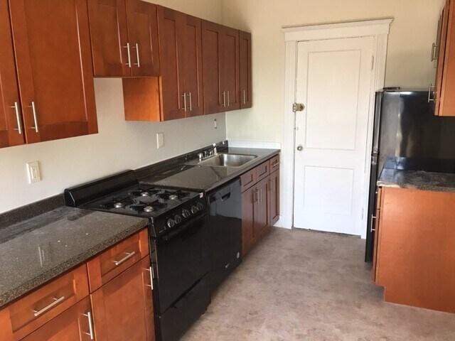 11 Vinal St unit 8, Brighton, MA 02135 - photo 2