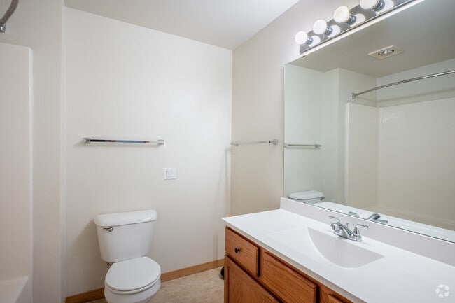 Shadow Creek, Madison, WI 53719 - photo 2