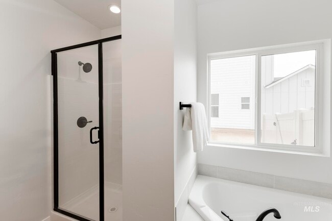 1102 E Crab Springs St, Nampa, ID 83686 - photo 3