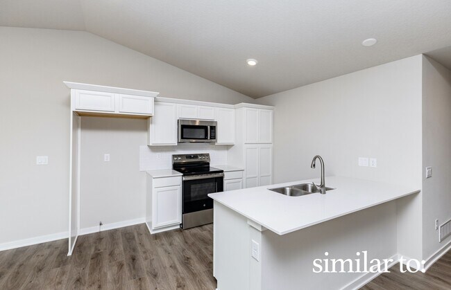 6538 NE 11th Ct, Des Moines, IA 50313 - photo 3