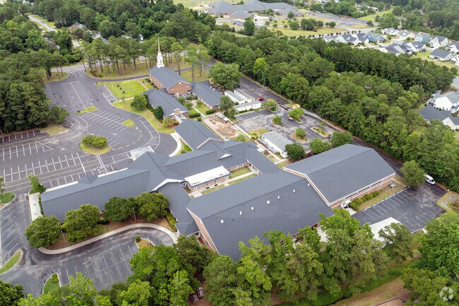 Coastal Christian High School is an above average, private, Christian school in Wilmington, NC.