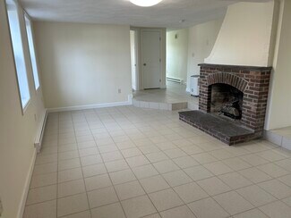 182-186 Marlborough St, East Greenwich, RI 02818