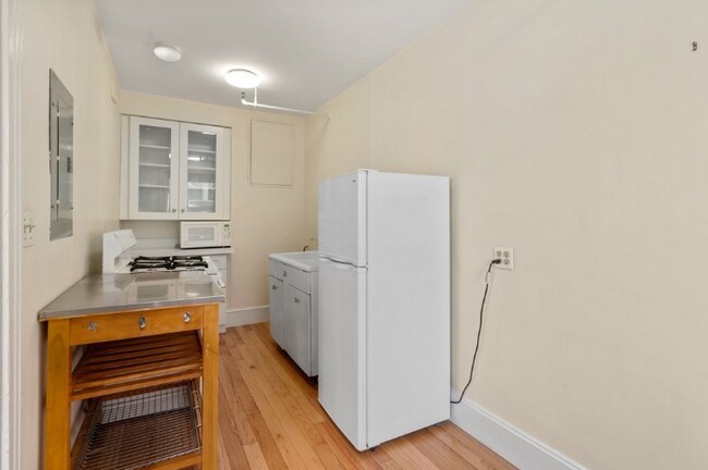 1607 Commonwealth Ave unit 12A, Brighton, MA 02135 - photo 7