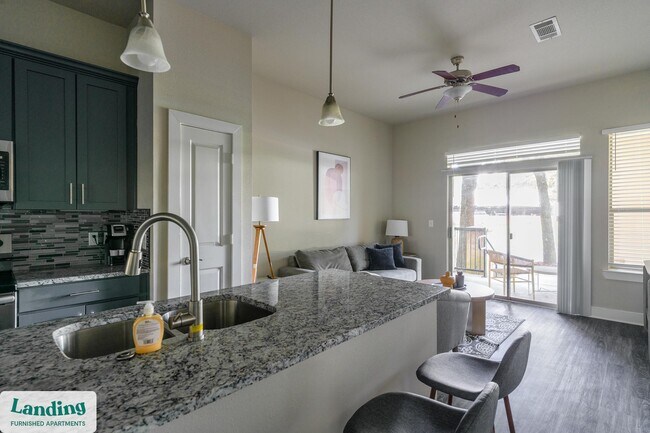 18101 Point Lookout Dr unit 106.1407099, Nassau Bay, TX 77058 - photo 7