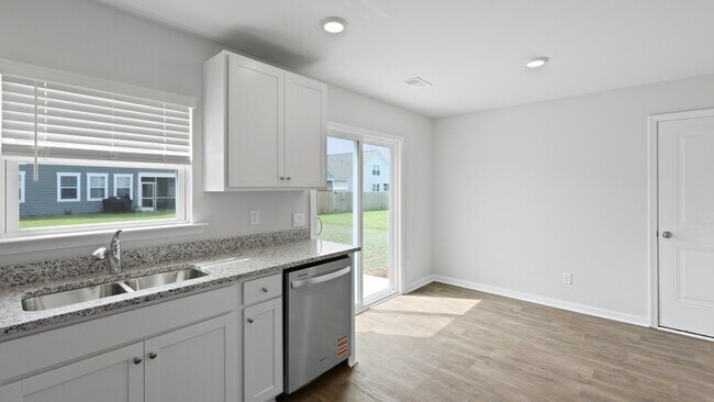 904 Bream Cir, Santee, SC 29142 - photo 5