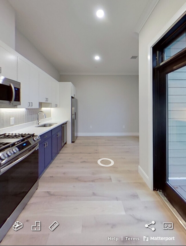 171 Everett St Unit 2, Boston, MA 02134