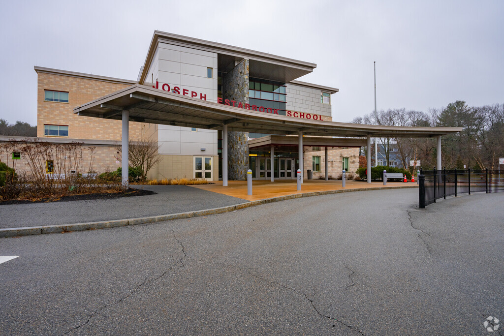 Joseph Estabrook Elementary School in Lexington has an overall grade of A+ on Niche.