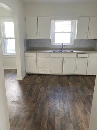 3245 N Kenwood Ave, Indianapolis, IN 46208