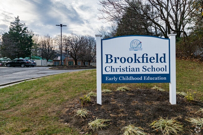Brookfield Christian School serves ages 6 weeks to 10 years old.