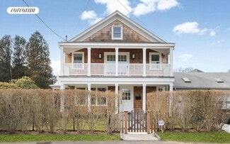 5 Pleasant Ln, East Hampton, NY 11937