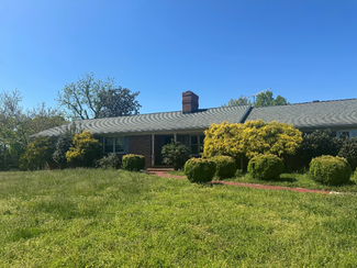 230 S Airport Rd Unit A, Farmville, VA 23901
