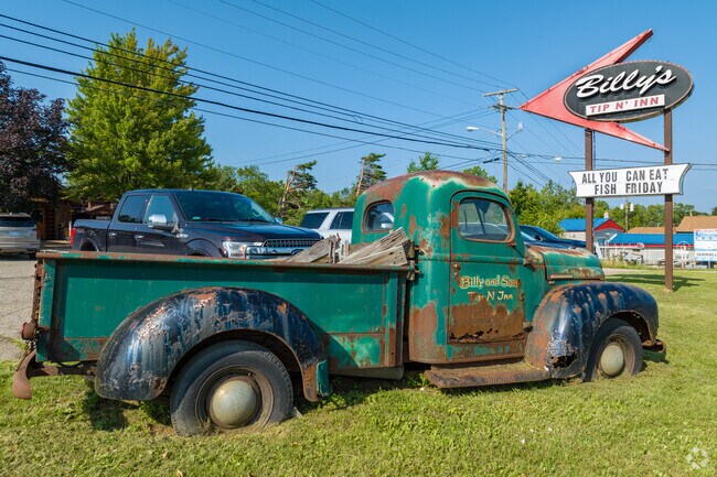 White Lake's Billy’s Tip ‘n Inn is 