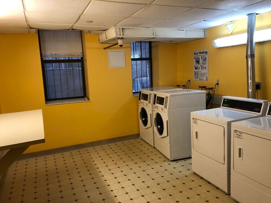 104 Queensberry St unit 3, Boston, MA 02215 - photo 1