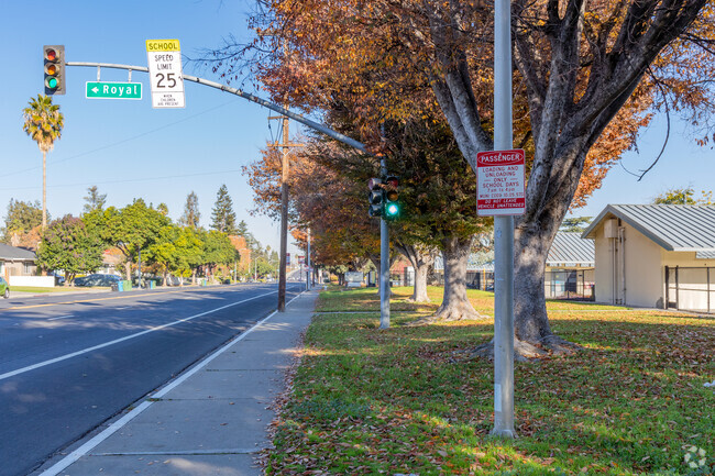 Students drop off area at Scott Lane Elementary School in Santa Clara.