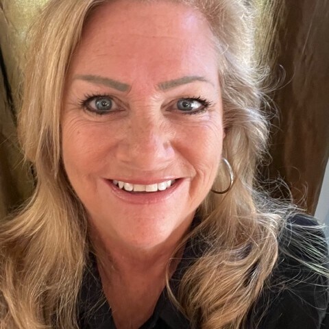 Wendy Hinton
