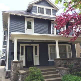 744 Fountain St NE Unit Upper West, Grand Rapids, MI 49503