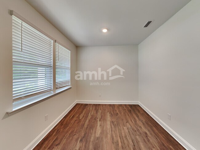 9109 Henley Ave, Reynoldsburg, OH 43068 - photo 7