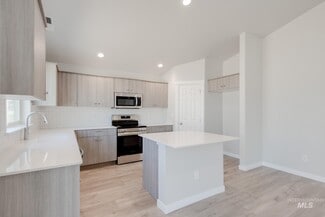 5200 S Big Jacks Ave, Nampa, ID 83686