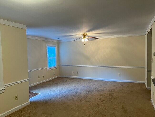 2505 Saint Christopher Cir SW unit Apartment J, Wilson, NC 27893 - photo 2
