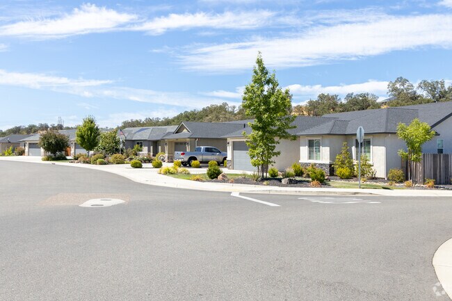 The streets in Pleasant Hills are wide and clean.