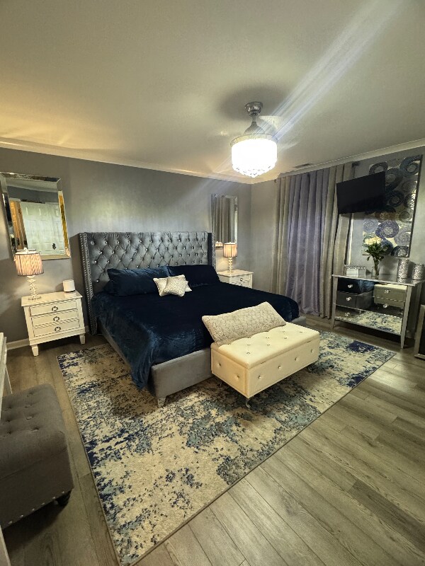 13 Signet Dr, Durham, NC 27704